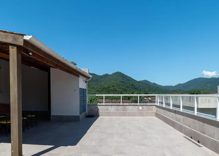 Cobertura Duplex TOP Churrasqueira Privativa 4 quartos Ubatuba até 11 pessoas Hospedagem Aluguel de temporada pousada hotel Praia Grande Itaguá