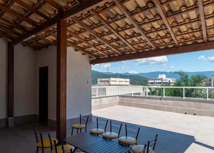 Cobertura Duplex TOP Churrasqueira Privativa 4 quartos Ubatuba até 11 pessoas Hospedagem Aluguel de temporada pousada hotel Praia Grande Itaguá